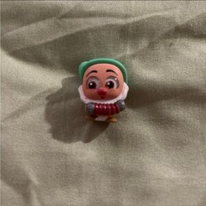 Disney Doorables - Snow White and the Seven Dwarfs - Collection Peek - Bashful